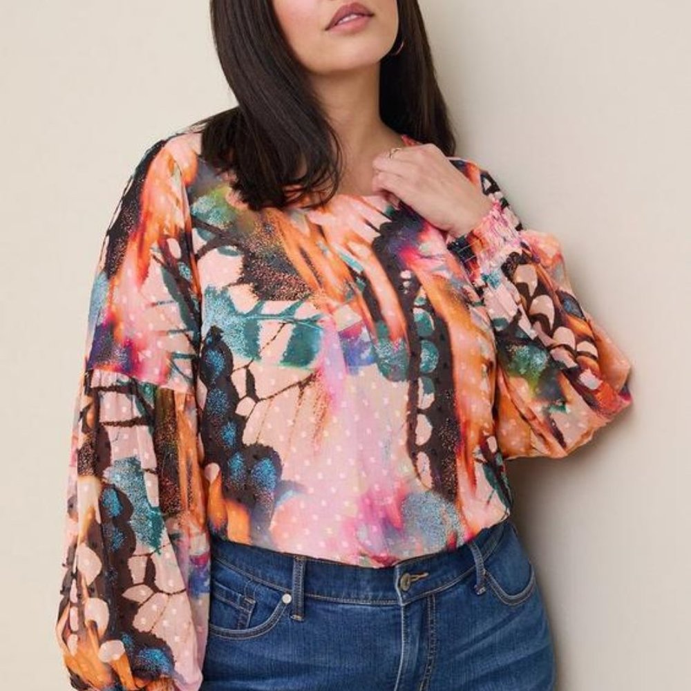 Torrid Chiffon Clip Dot Butterfly Blouson Sz: 1X (14-16)